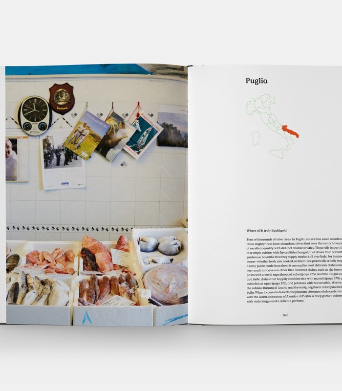 The Regional Italian Cookbook: Recipes from The Silver Spoon
